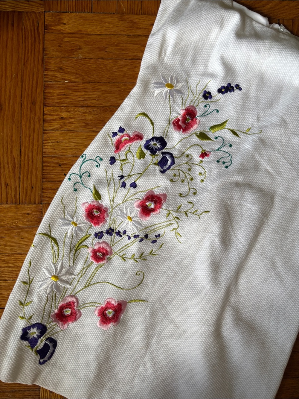 Laundry By Shelli Segal White Embroidered Floral Mini Dress - Picture 2 of 8